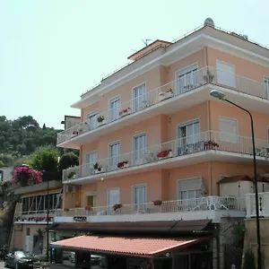 Hotel Nettuno, Diano Marina